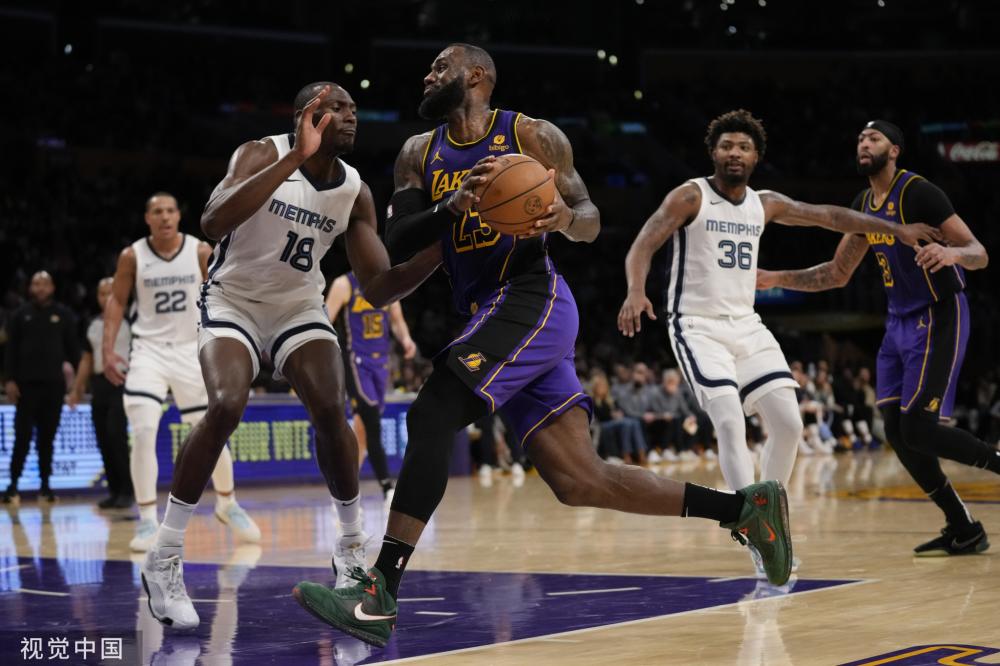 与巴尔加斯 与巴尔加斯