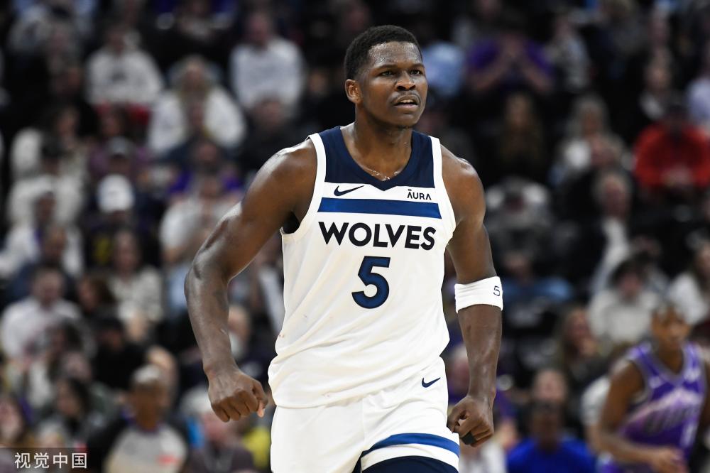 显然是他需 显然是他需